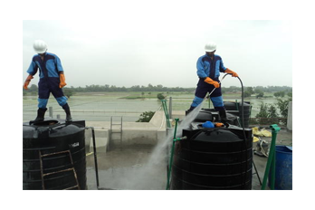 Water Holding Tank Cleaning